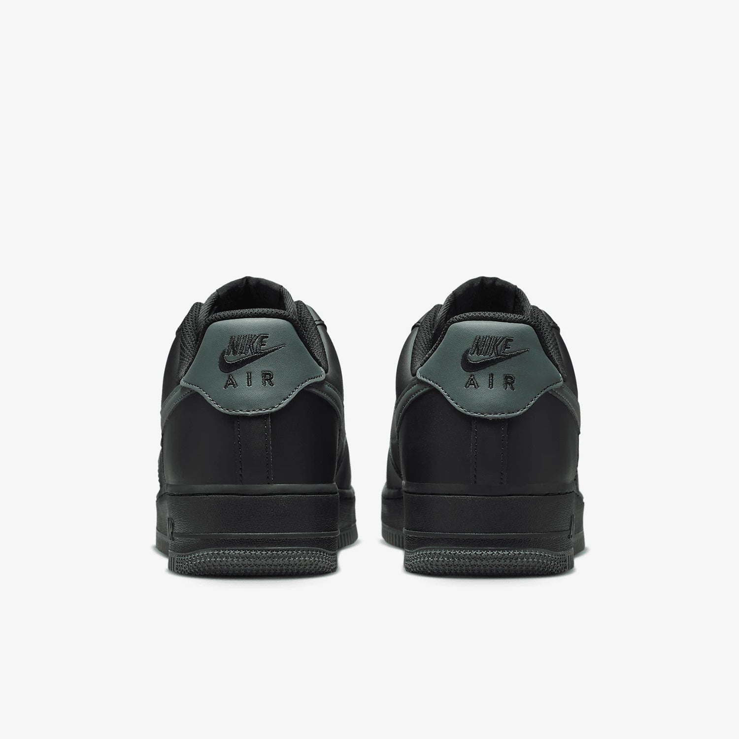 Nike Air Force 1 Black