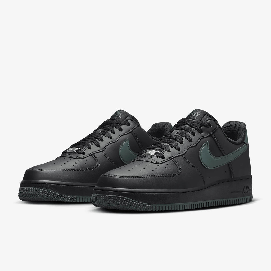 Nike Air Force 1 Black