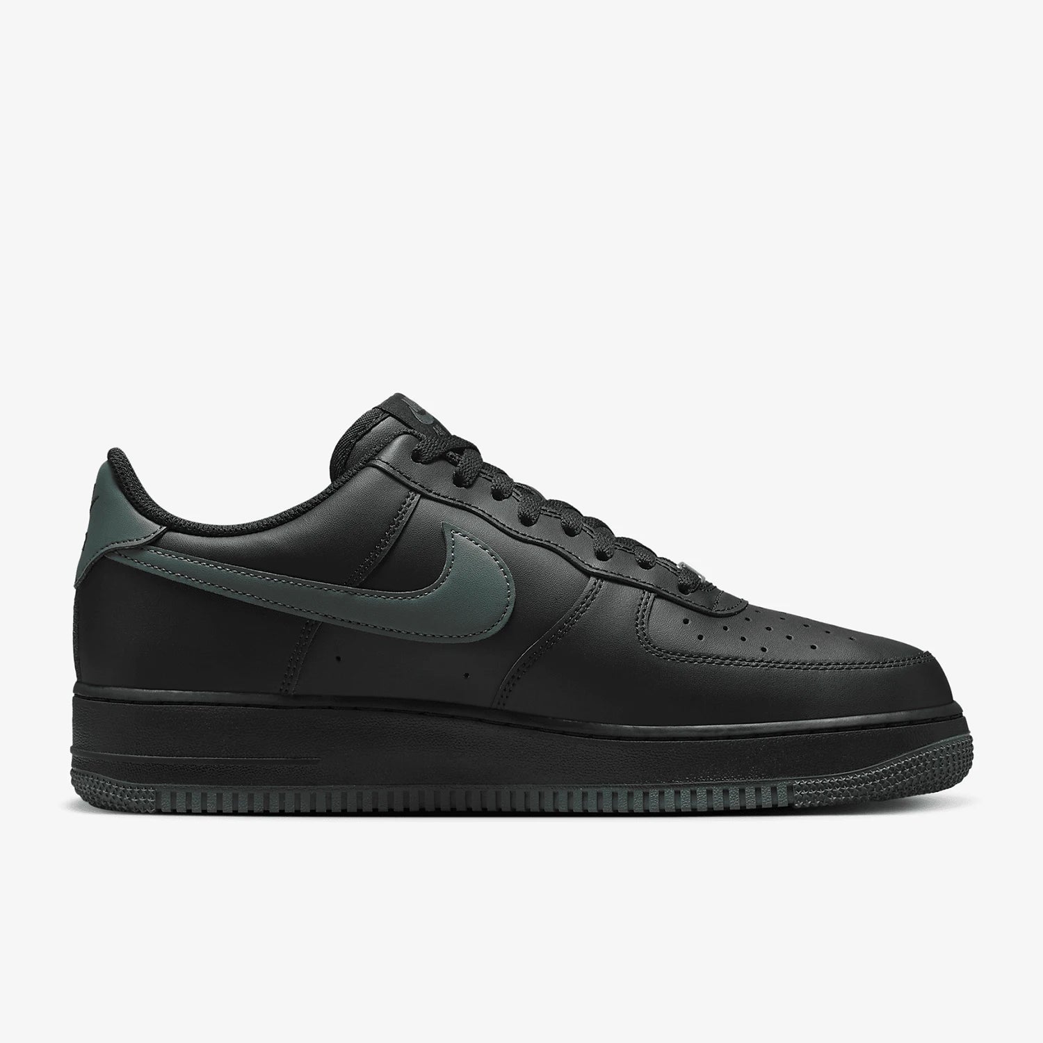 Nike Air Force 1 Black